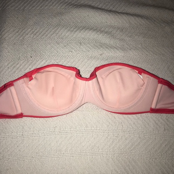 *SOON TO DONATE* VS Coral Bikini Top - Picture 5 of 8